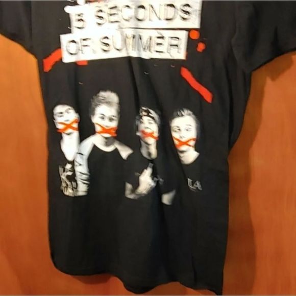 5 Seconds of Summer - Picture 2 of 5